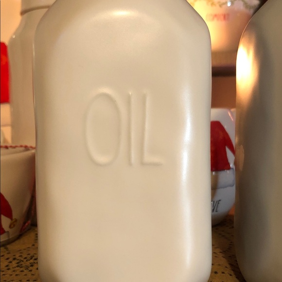 Rae Dunn OIL & VINEGAR Cruet Set (Large White & Gray) - Picture 2 of 12